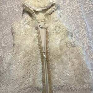 Vintage Lux 1990’s Hooded Faux Fur Zip Sweater Vest Boho LagenCore Whmsigoth